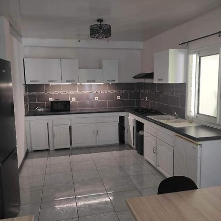 Апартаменты Location Saisonniere Les Bibassiers Ле-Тампон Экстерьер фото